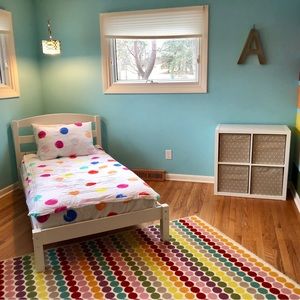 Beddy’s Twin Get Happy bedding!